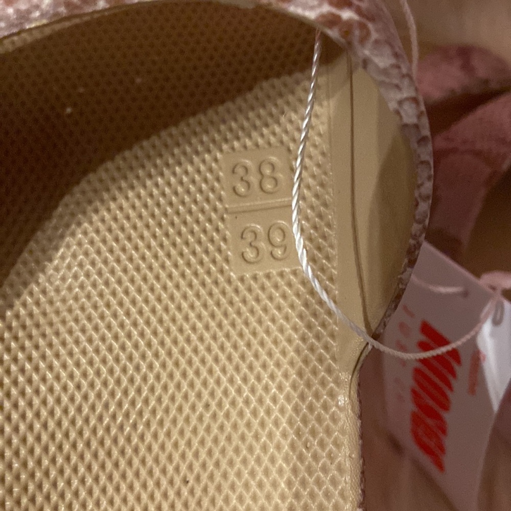 NWT Freedom Moses Viper Sands Slides sz 7/8 and 8/9 - Picture 10 of 14